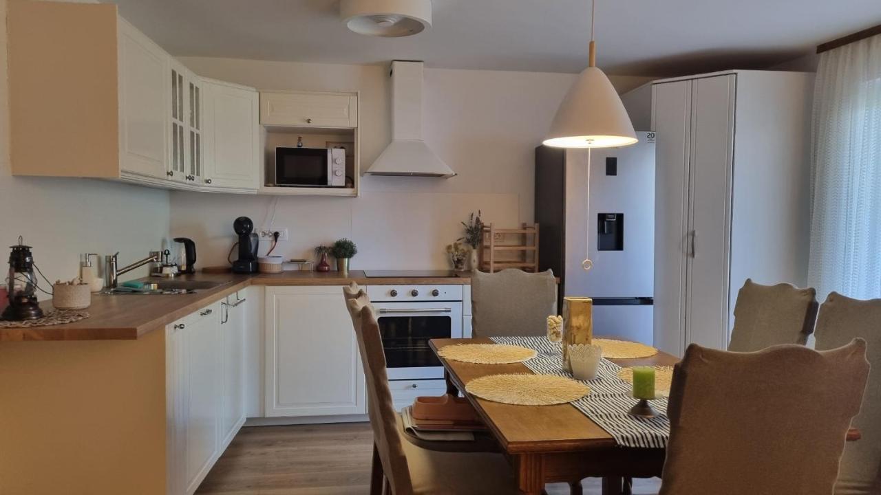 Apartament Apartman Z12 Kornić Zewnętrze zdjęcie